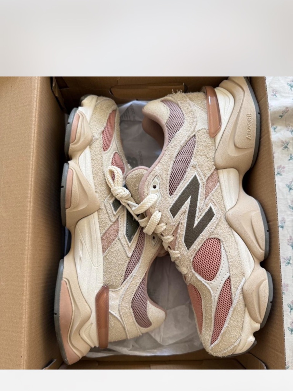 New Balance 9060 Chunky Sneaker - Picture 3 of 7